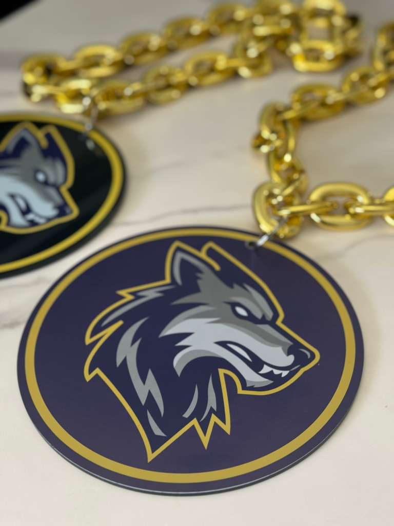 Sports Medallion (8-inch wide)