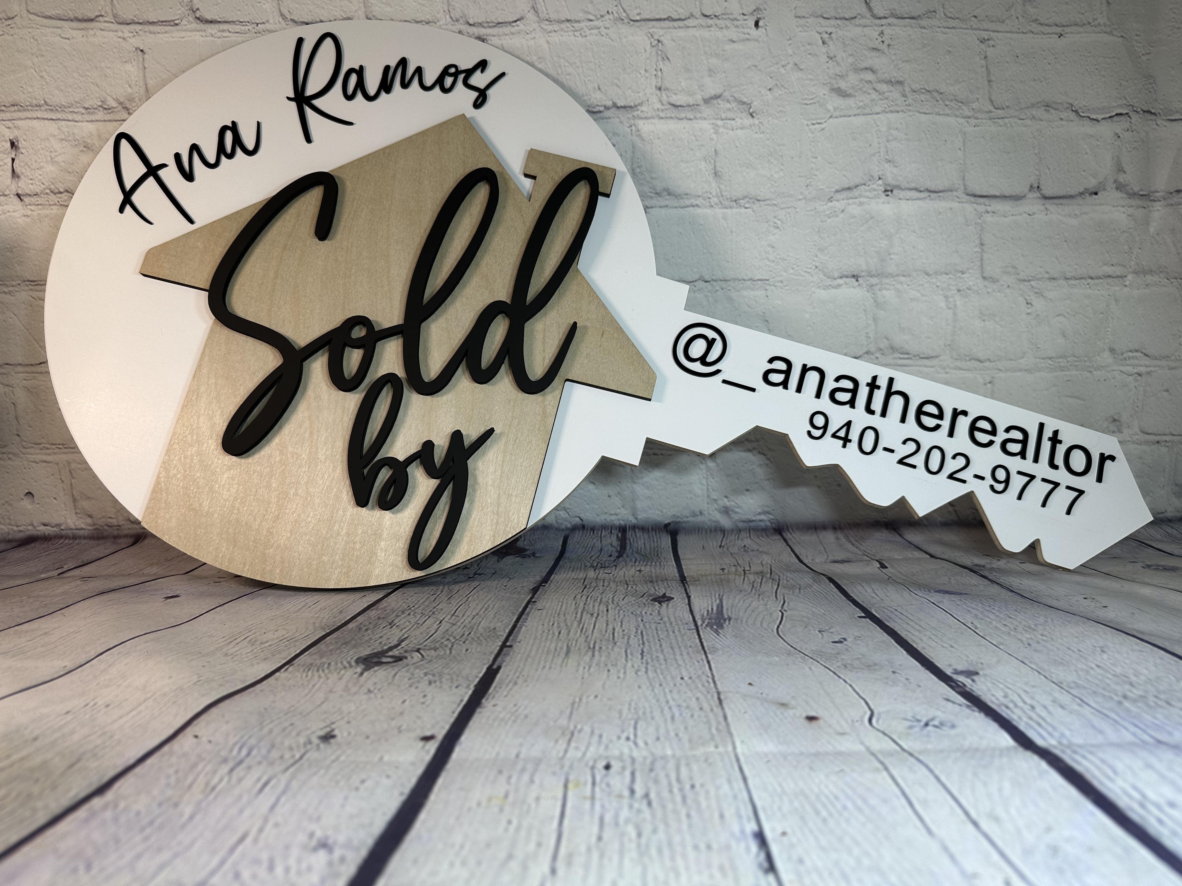 Realtor Key – Impressions on Timber