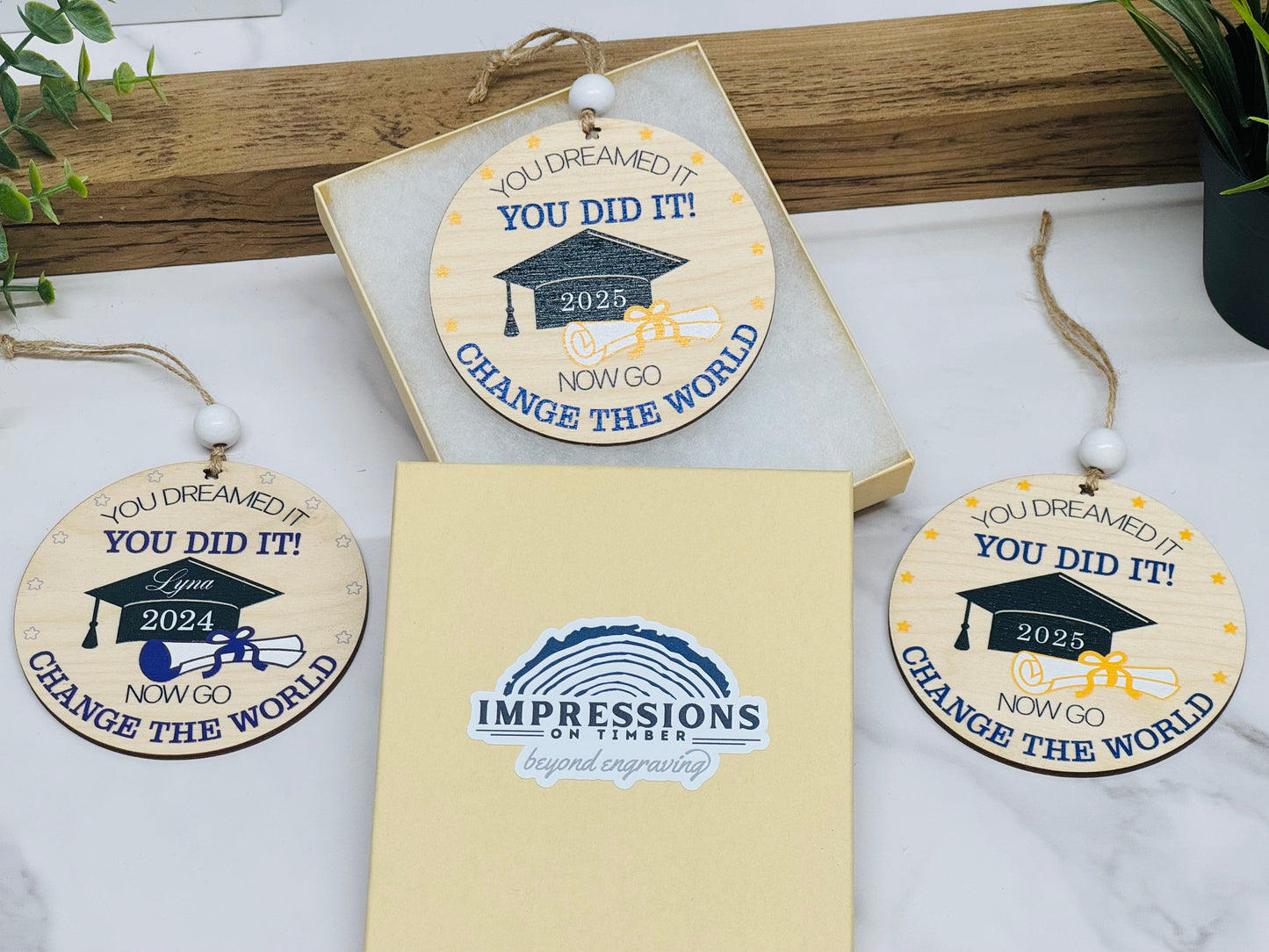 Personalized 4" Graduation Ornament, Personalized graduation, Class of 2025, Graduate keepsake, Handmade graduation gift,Custom graduation ornament